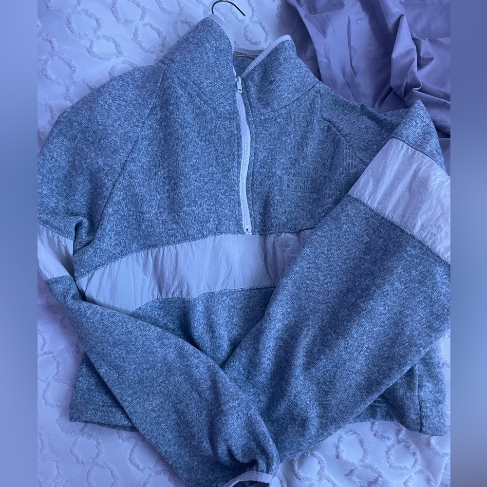 Victoria secret crop top long sleeve